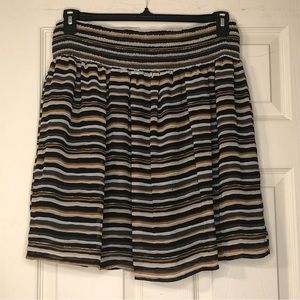 Short Striped Lightweight Skirt Size Large, elastic waist- Old Navy